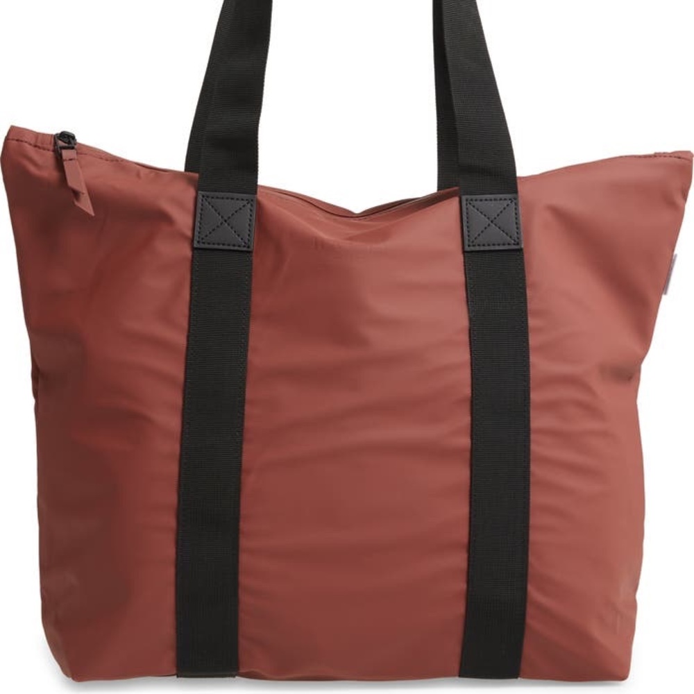 Rains Rush Waterproof Tote - Burgundy